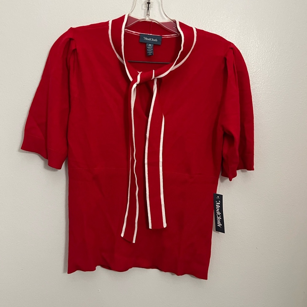 New ModCloth Bow Thyself Tie Neck Knit Top Size M Red with White Trim NEW